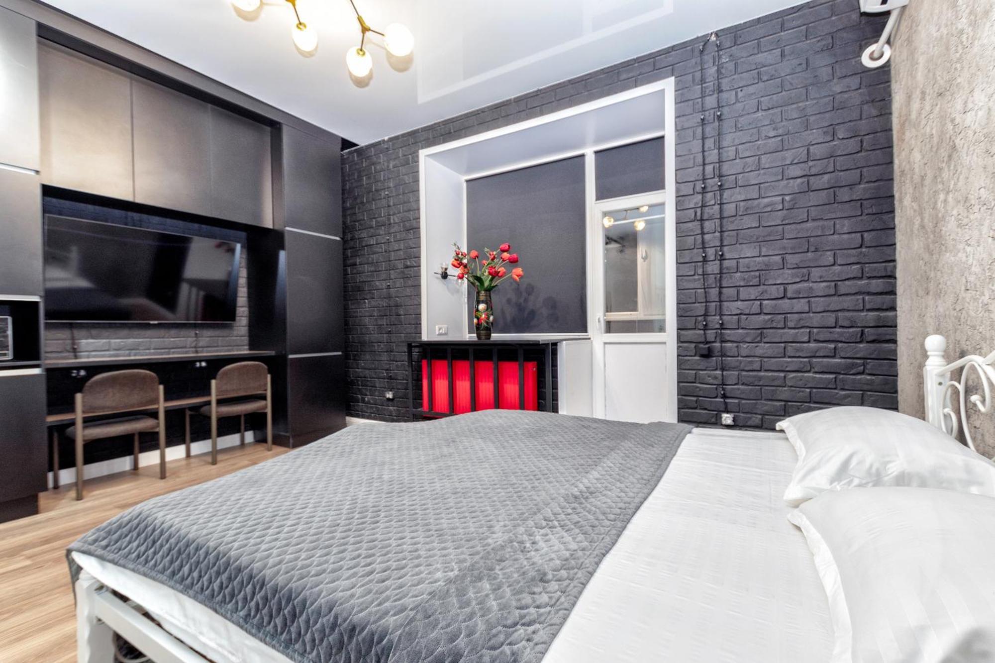 Студия С Дизайнерским Ремонтом В Элитном Доме Pavlodar Exterior photo